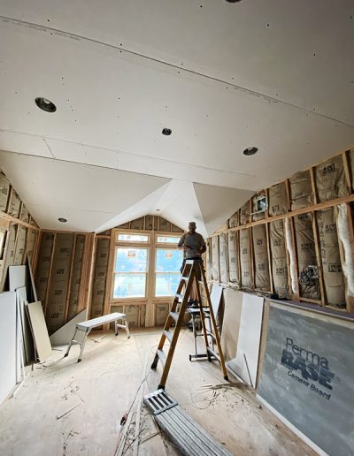 Spackle and paint contractors in Long Island for homes and businesses